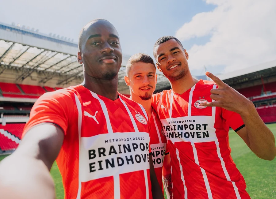 PSV 2021-22 Puma Home Kit #psv #psveindhoven #pumafootball #FeelTheElectricity