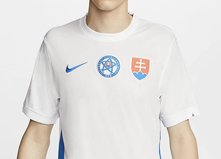 Slovakia 2020-21 Nike Away Shirt #Slovakia #nikefootball