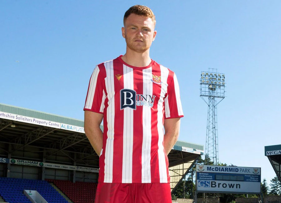 St Johnstone 2021-22 Macron Away Kit #SJFC #StJohnstonefc #macronsports