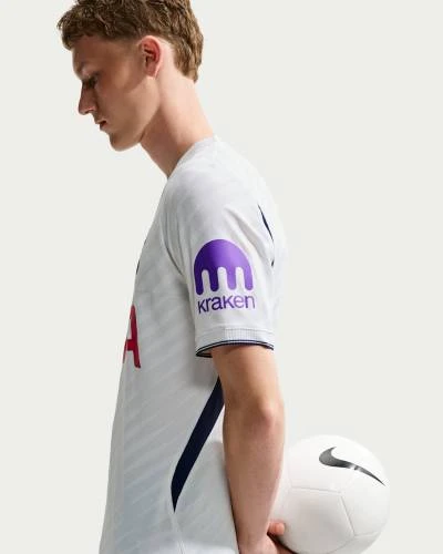 tottenham_hotspur_26_27_nike_home_kit_14.jpeg