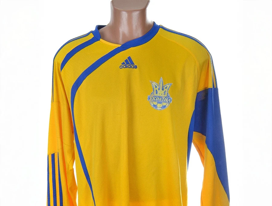 Ukraine 09/10 Adidas football kits 