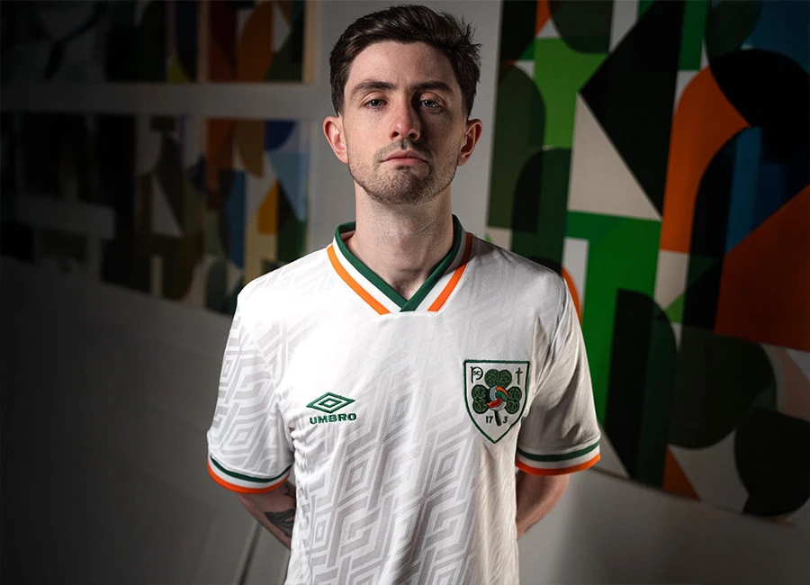 Umbro 17-3 2026 Football Jersey - White