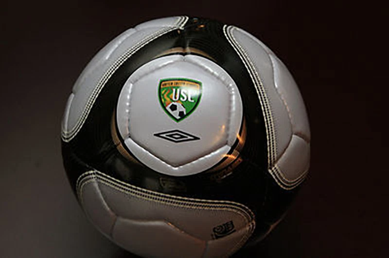 USL Umbro Dynamis Match Ball 2009