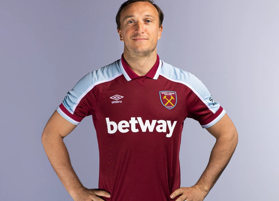West Ham United 2021-22 Umbro Home Kit #BringItOnWHU #WestHamUnited #westham #umbro #whufc