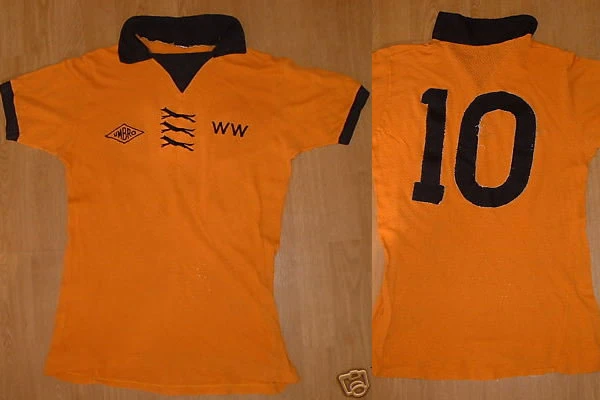 Wolves No.10 1970's Shirt John Richards - match worn 